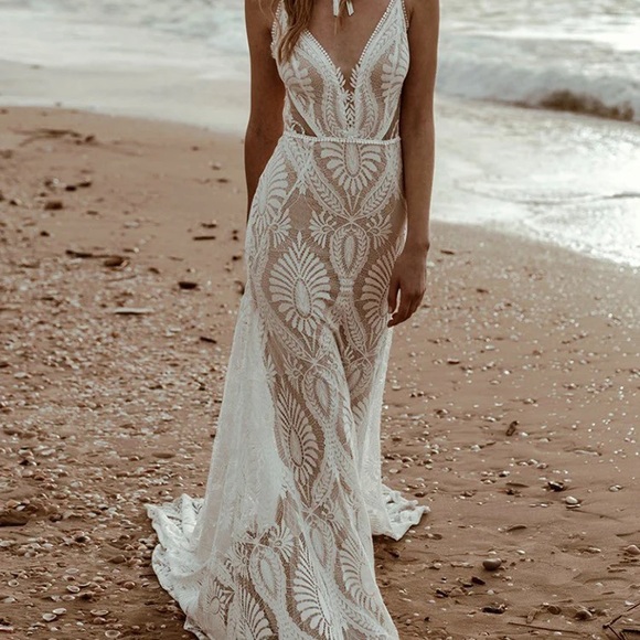 Lace Boho Wedding Gown (size 2) - Picture 2 of 5